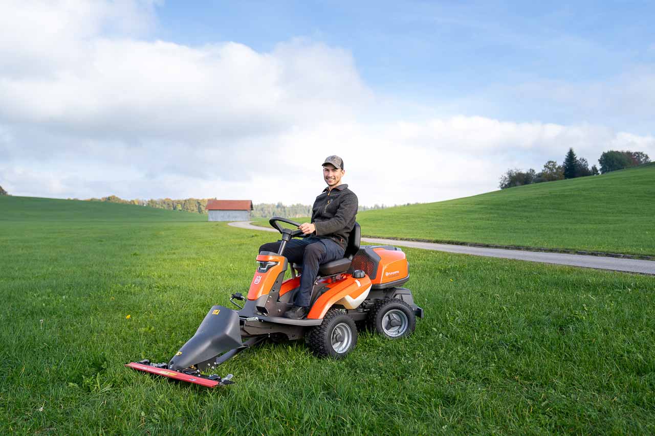 Engelmayer-Messerbalken-seite-mit-Person Engelmayer-Messerbalken-seite-mit-Person